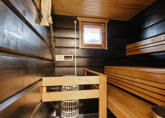 Hytoenen 2 By Interhome Äkäslompolo